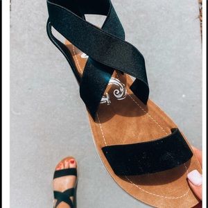 Black stretchy sandals